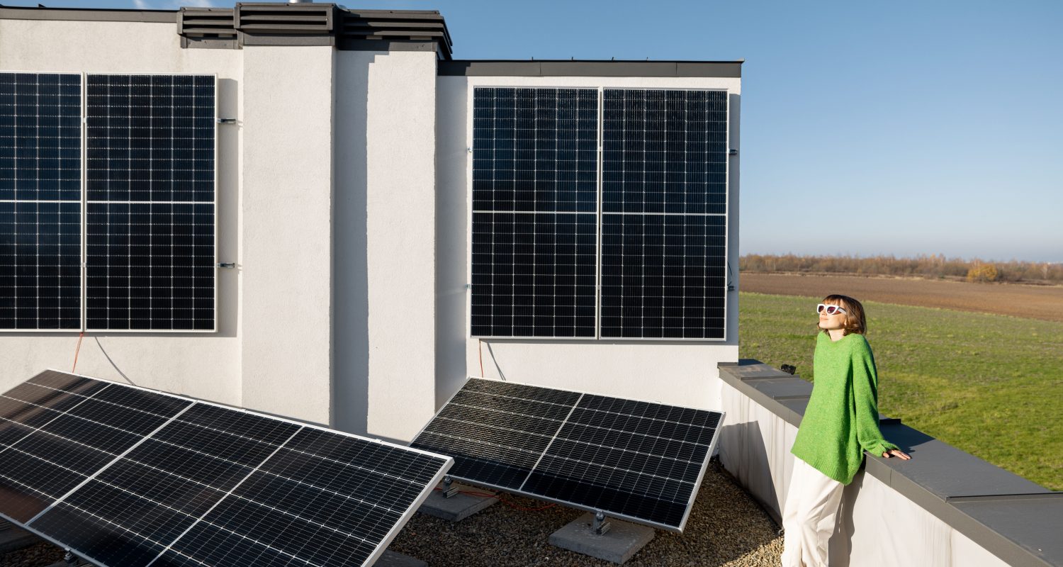 Installer une batterie solaire : quelles démarches administratives faut-il prévoir ?